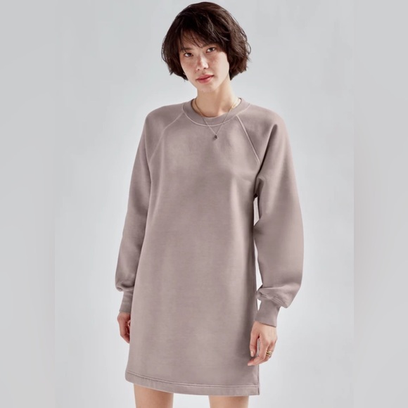 Aritzia Wilfred Free Fleece Sweater Dress - Picture 3 of 10